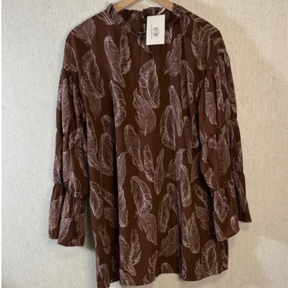 GeeGee Dresses & Skirts - Tanya Feathered Dress by GeeGee